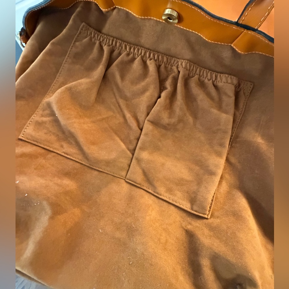 Classic Patricia Nash Mallory Leather Tote Bag w authenticity cards -must have! - Picture 12 of 16